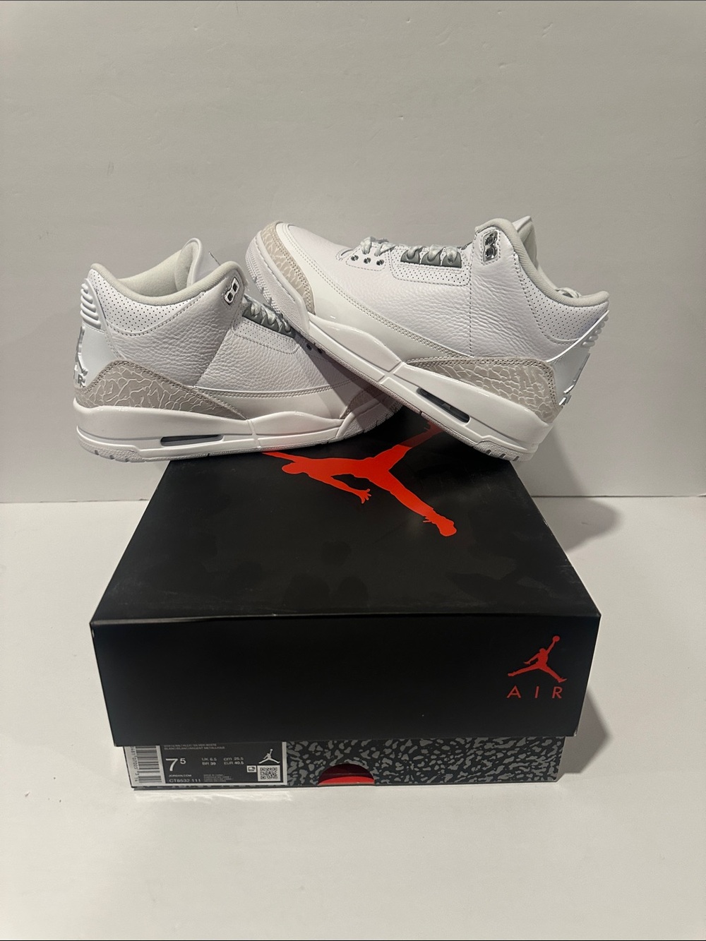 Air Jordan Retro 3 ‘Pure Money’ (CT8533-111) Sz: 7.5 / 11.5 / 12 / 12.5 / 13
